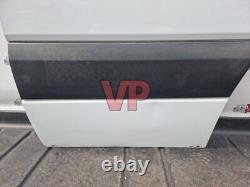 VW Crafter Merc Sprinter Drivers Right O/S Front Door White 06-18