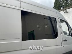 Vw Crafter / Mercedes Sprinter / Mann / Panel Van / Window Fitting